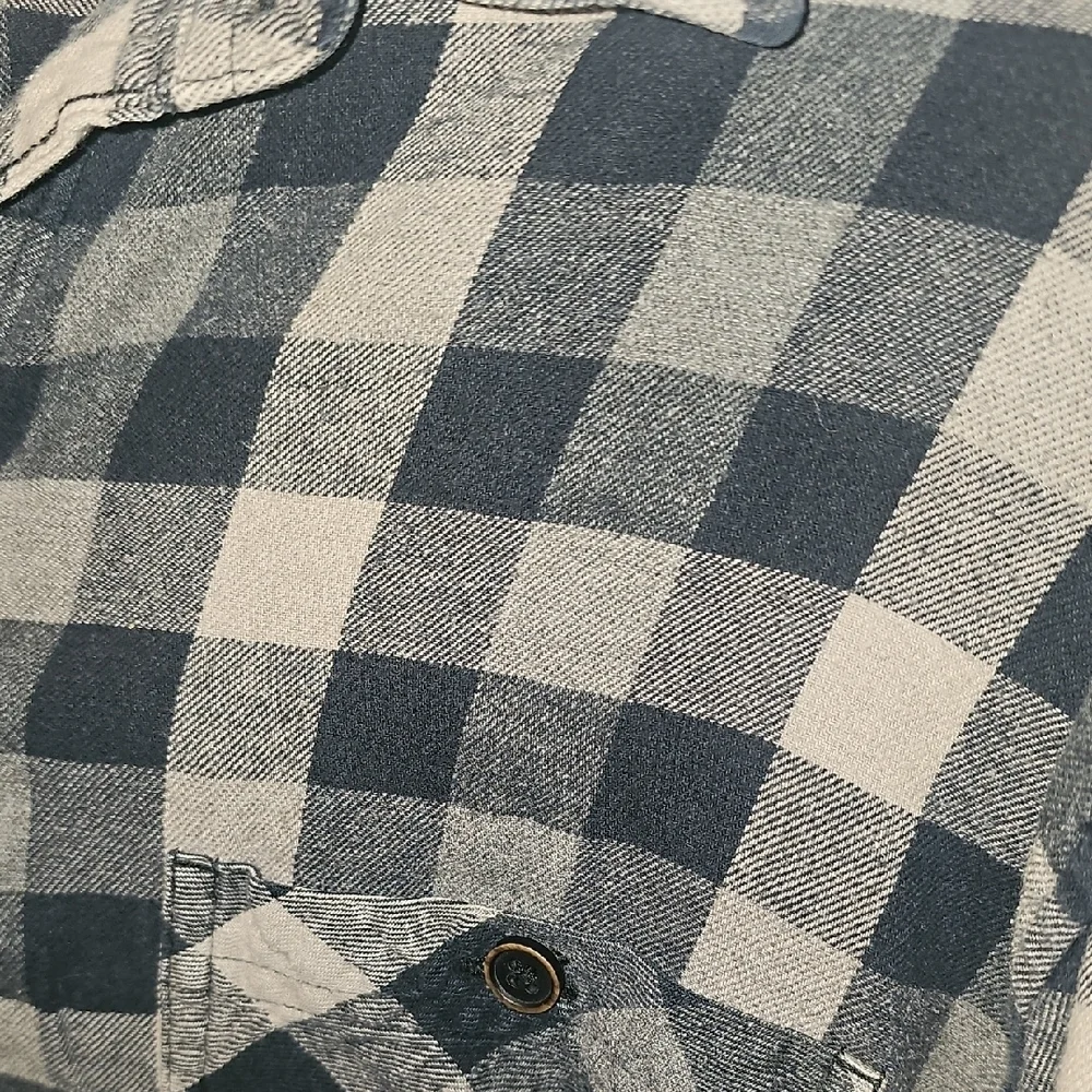 Urban Pipeline Black/Grey/Cream Button Up Flannel Size XXLarge